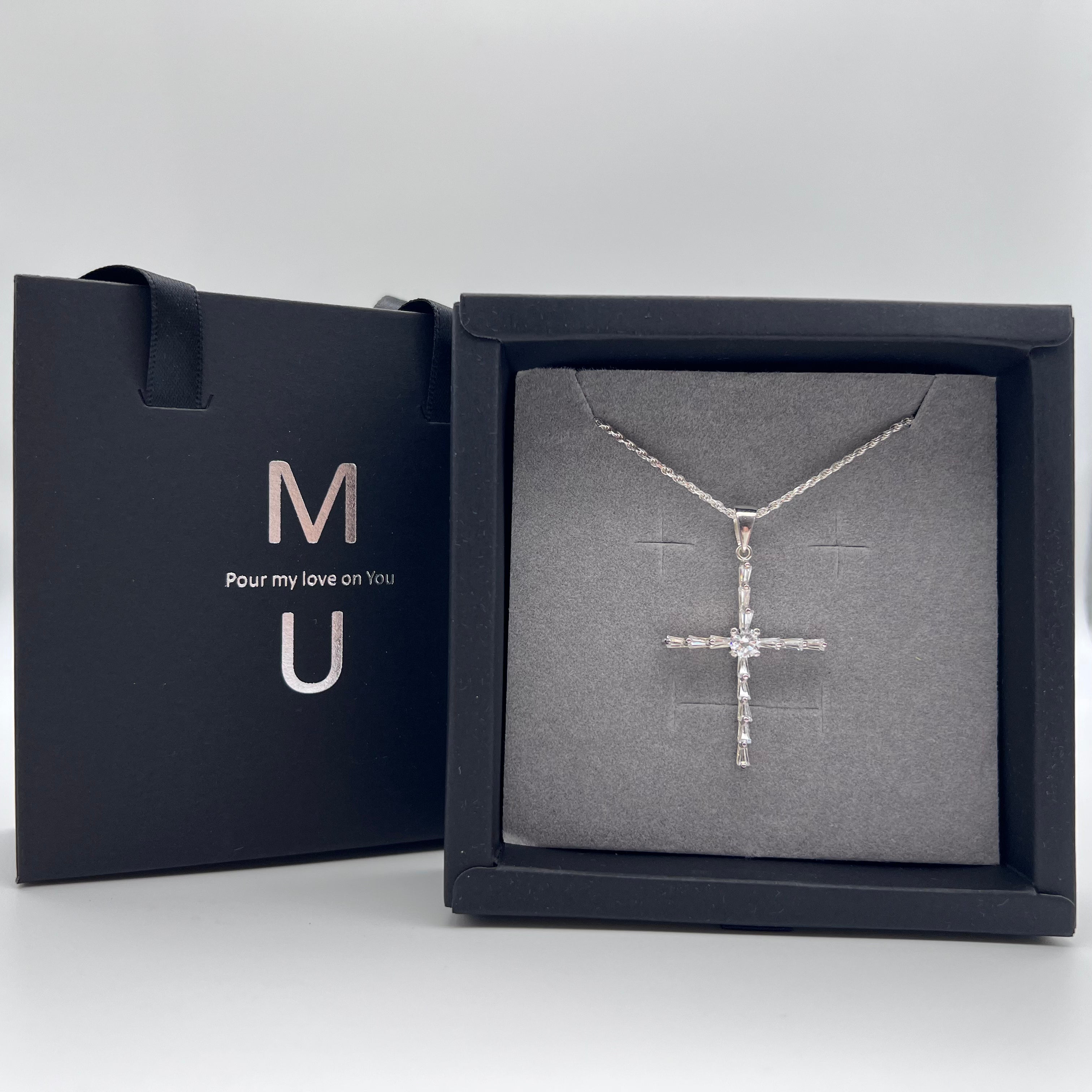 MU ACCESSORIES｜純銀T鑽造型十字架項鍊 N0017