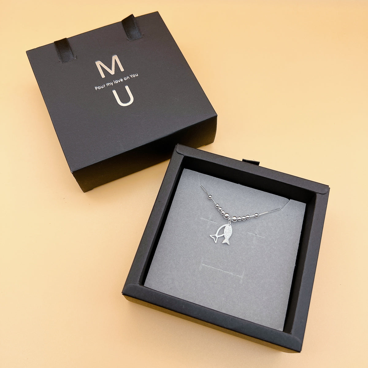 MU ACCESSORIES｜純銀磨砂魚造型手鍊 B0001