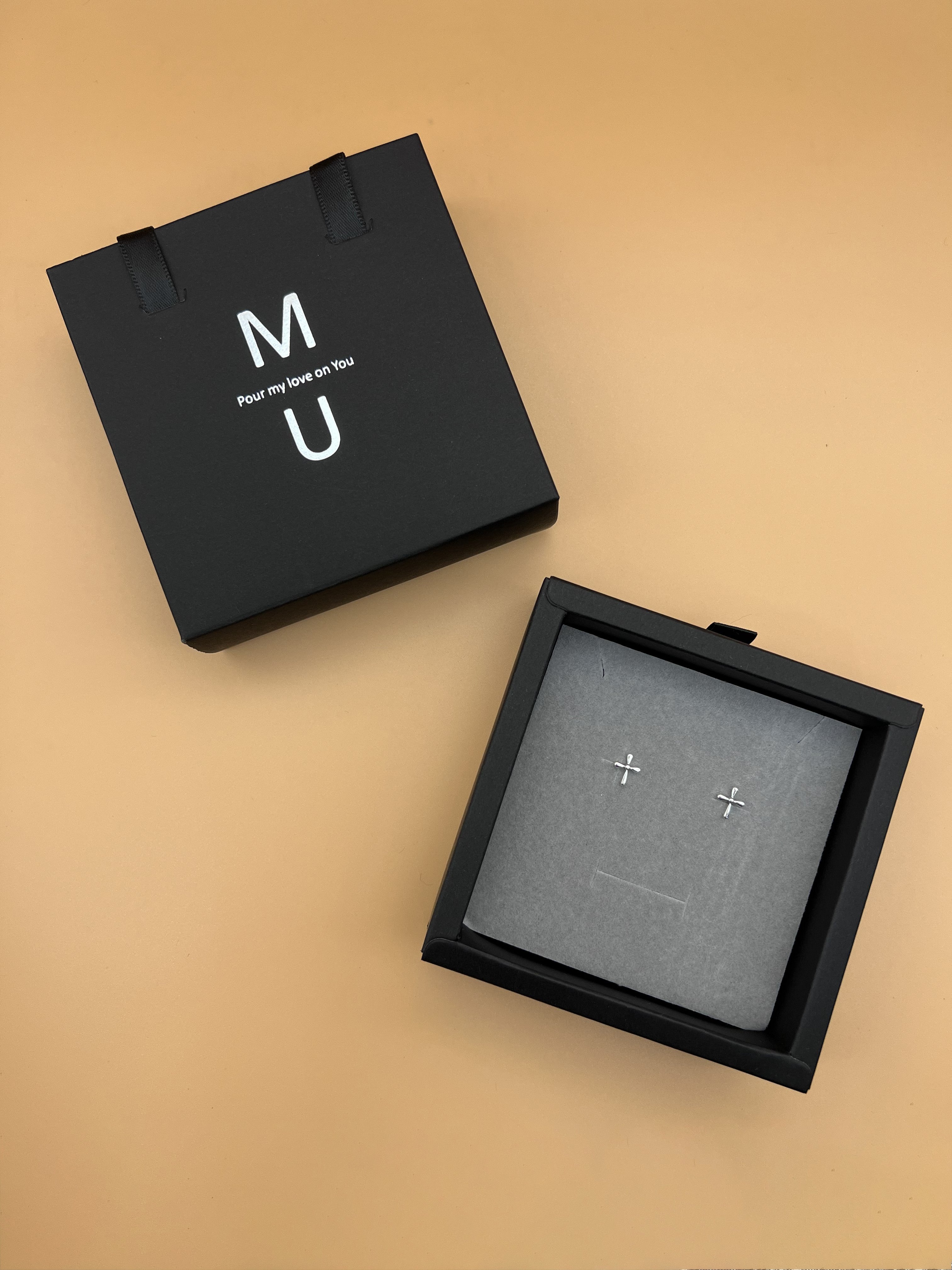 MU ACCESSORIES｜純銀十字架造型耳釘 E0002