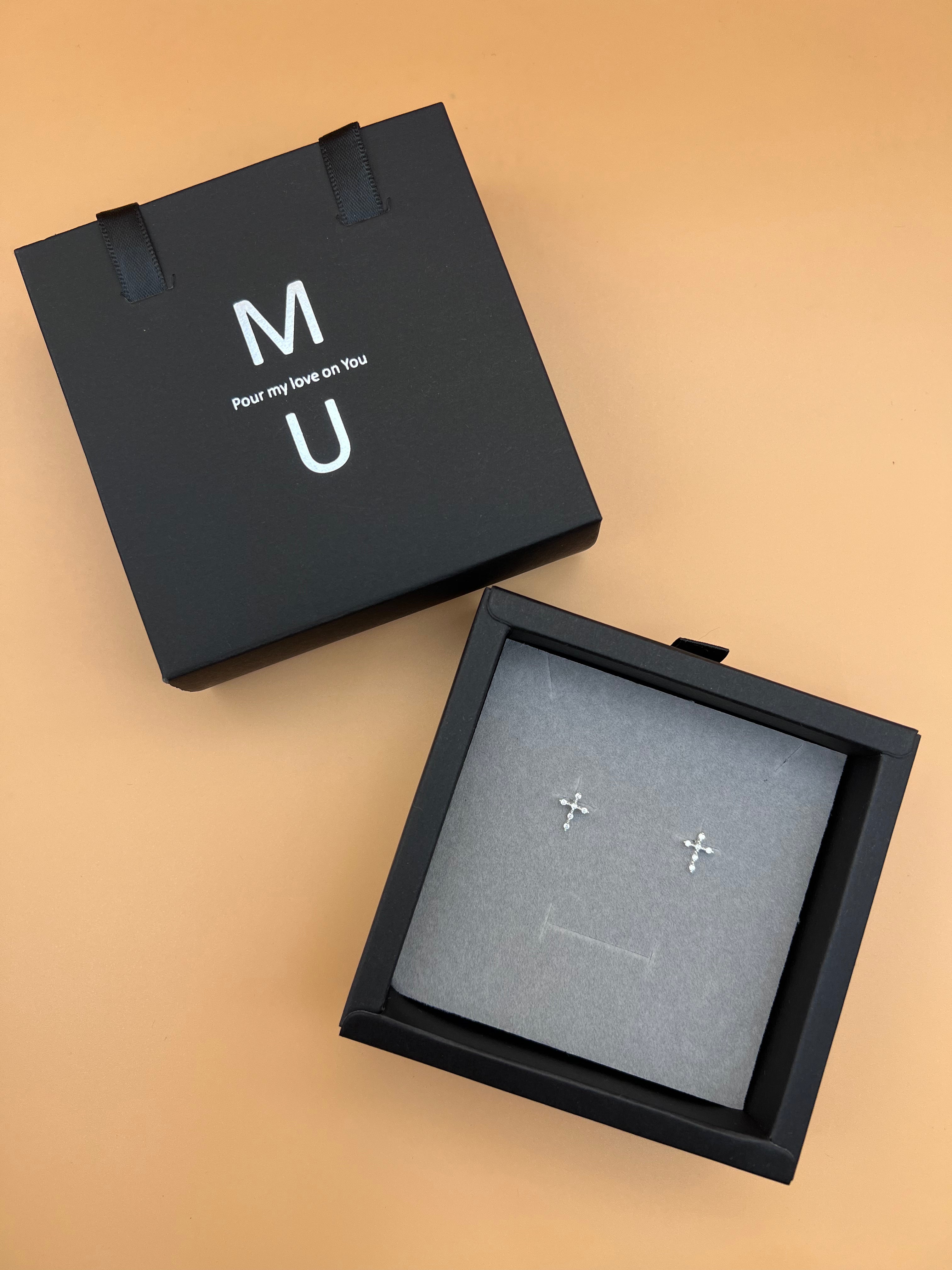 MU ACCESSORIES｜純銀水鑽十字架耳釘 E0003
